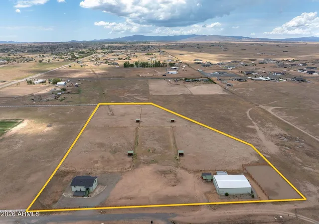 3rd image of 7075 E Airfield Rd, Prescott Valley, AZ 86315 | MLS# 7055803
