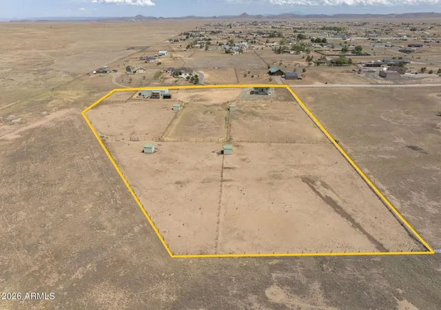 4th image of 7075 E Airfield Rd, Prescott Valley, AZ 86315 | MLS# 7055803