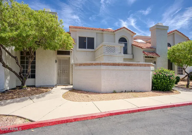 Townhouse for sale at 1717 E Union Hills Dr #1032, Phoenix, AZ 85024 | MLS# 7071648