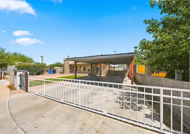 Photo 2 of Single family home for sale at 2922 E Kings Ave, Phoenix, AZ 85032 | MLS# 7056710 | Listing updated on 2026-08-17