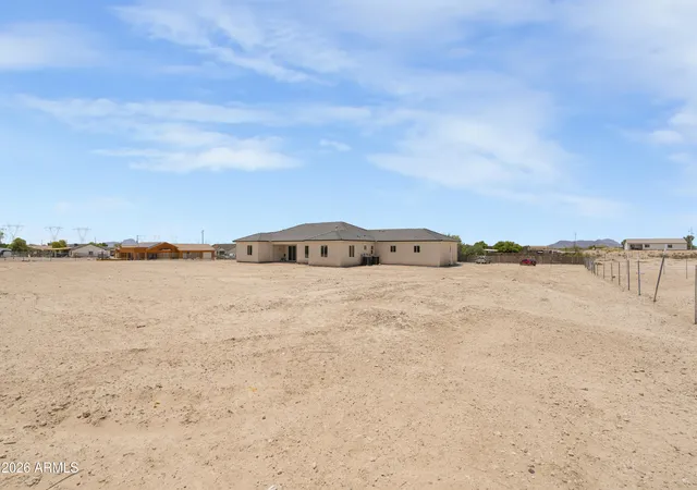 Photo 4 of Single family home for sale at 2407 S 336th Avenue, Tonopah, AZ 85354 | MLS# 7054556 | Listing updated on 2026-08-04