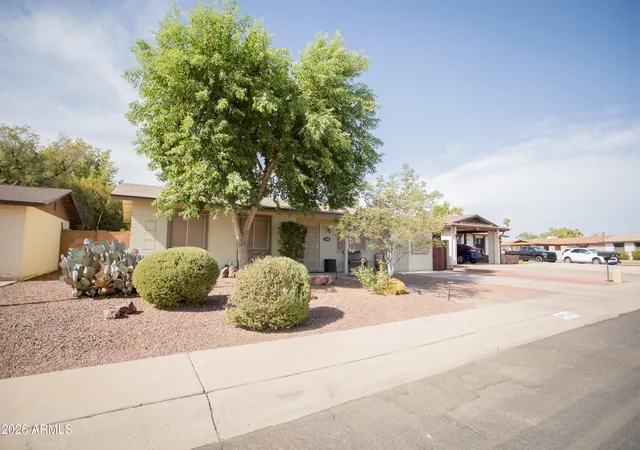 1st image of 1008 W Muriel Dr, Phoenix, AZ 85023 | MLS# 7064987