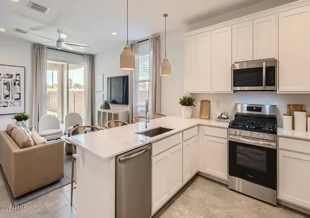 3rd image of 12625 W Odeum Ln, Avondale, AZ 85323 | MLS# 7054525
