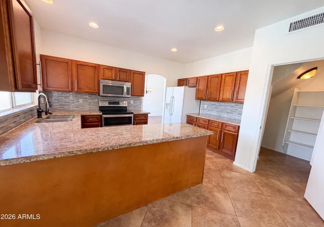 2nd image of 8274 S Stephanie Ln, Tempe, AZ 85284 | MLS# 7056716