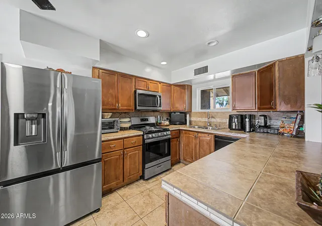 5th image of 6017 W Medlock Dr, Glendale, AZ 85301 | MLS# 7068233