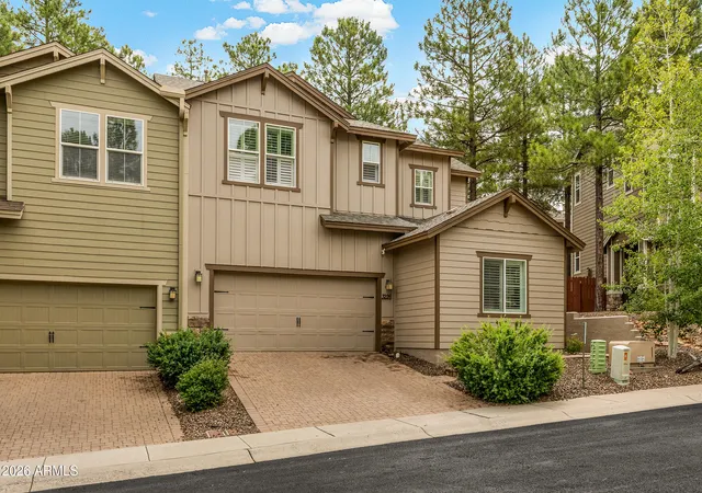 Photo 3 of Townhouse for sale at 3226 S Sonoma St, Flagstaff, AZ 86005 | MLS# 7054611 | Listing updated on 2026-09-13