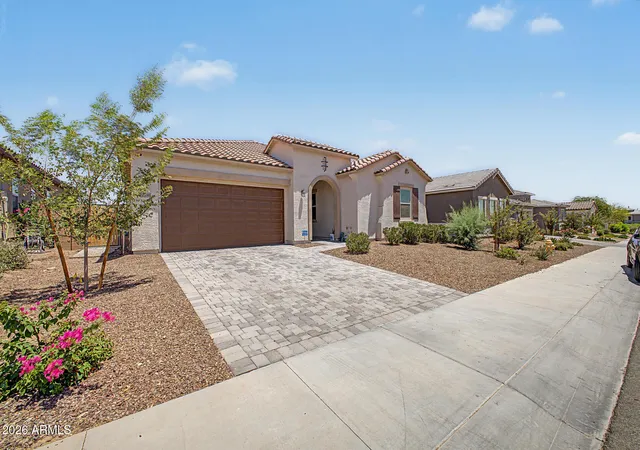 Photo 3 of Single family home for sale at 19586 W Jamestown Rd, Buckeye, AZ 85396 | MLS# 7054633 | Listing updated on 2026-09-06