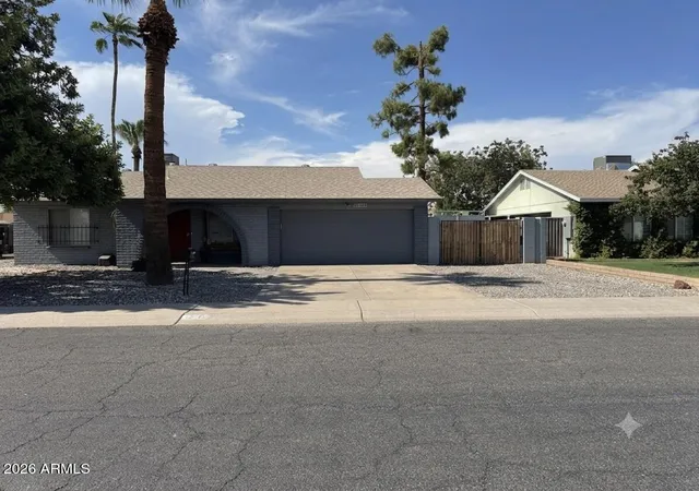Photo 2 of Single family home for sale at 2840 W Michelle Dr, Phoenix, AZ 85053 | MLS# 7054643 | Listing updated on 2026-08-11