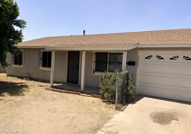 Photo 2 of Single family home for sale at 2008 N 55th Avenue, Phoenix, AZ 85035 | MLS# 7055728 | Listing updated on 2026-08-11
