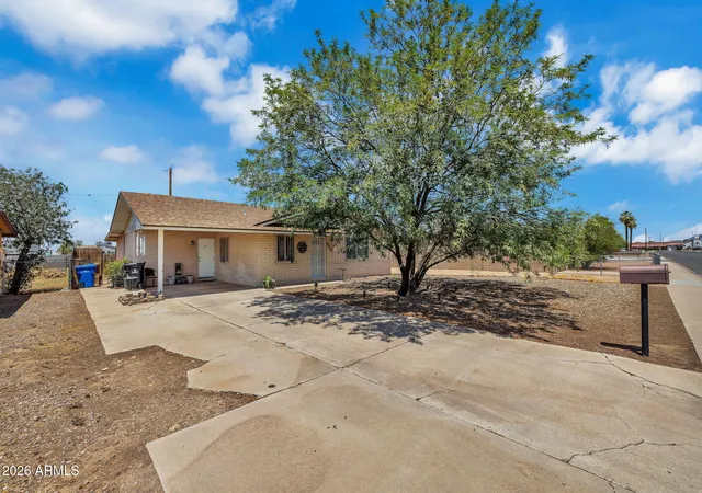 Photo 2 of Single family home for sale at 4636 S 20th Street, Phoenix, AZ 85040 | MLS# 7054814 | Listing updated on 2026-09-05