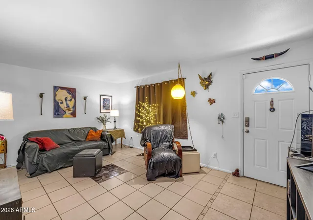 Photo 3 of Single family home for sale at 4636 S 20th Street, Phoenix, AZ 85040 | MLS# 7054814 | Listing updated on 2026-09-05