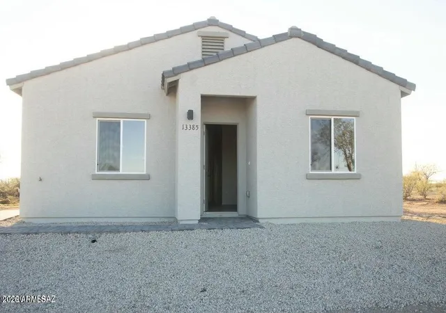 Photo 3 of Single family home for sale at 670 W Wyoming St, Tucson, AZ 85706 | MLS# 7055498 | Listing updated on 2026-08-11
