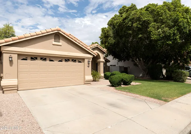 Photo 2 of Single family home for sale at 22418 N 74th Lane, Glendale, AZ 85310 | MLS# 7054801 | Listing updated on 2026-10-08