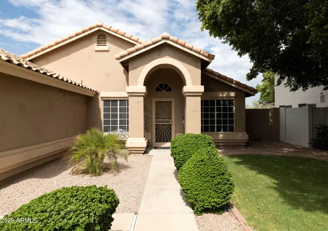Photo 3 of Single family home for sale at 22418 N 74th Lane, Glendale, AZ 85310 | MLS# 7054801 | Listing updated on 2026-10-08