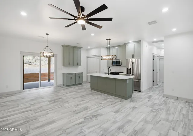 5th image of 4318 Antelope Ln, Show Low, AZ 85901 | MLS# 7054900