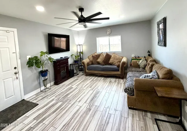 Photo 2 of Sale Pending at 8310 N 55th Avenue, Glendale, AZ 85302 | MLS# 7055204 | Listing updated on 2026-10-10