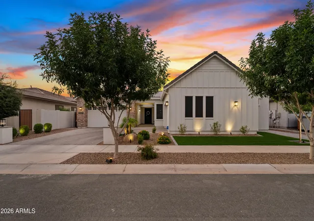 Photo 2 of Single family home for sale at 22752 E Nightingale Rd, Queen Creek, AZ 85142 | MLS# 7055123 | Listing updated on 2026-07-22