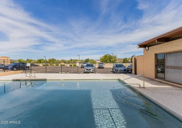 Listing Photo 2 - Condo for sale in building located at 455 N Tegner St, Wickenburg, AZ 85390 - Unit #54