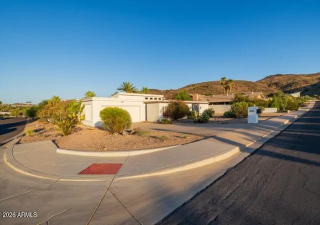 2nd image of 13045 N 8th Ave, Phoenix, AZ 85029 | MLS# 7062175