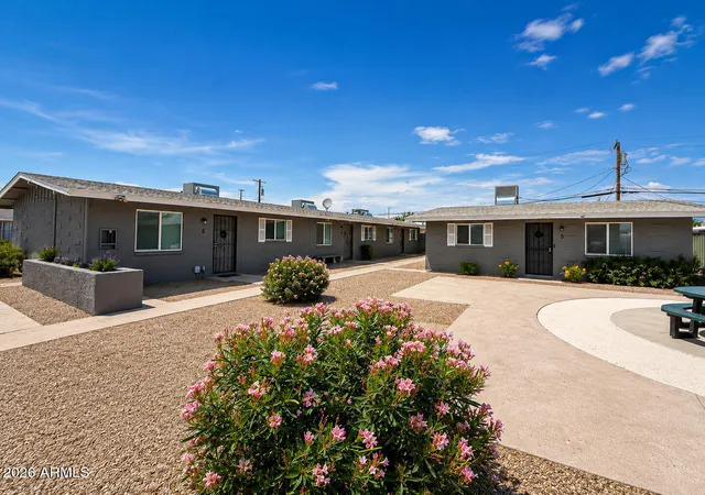 Photo 3 of Townhouse for sale at 2210 W Devonshire Ave, Phoenix, AZ 85015 | MLS# 7055078 | Listing updated on 2026-08-31