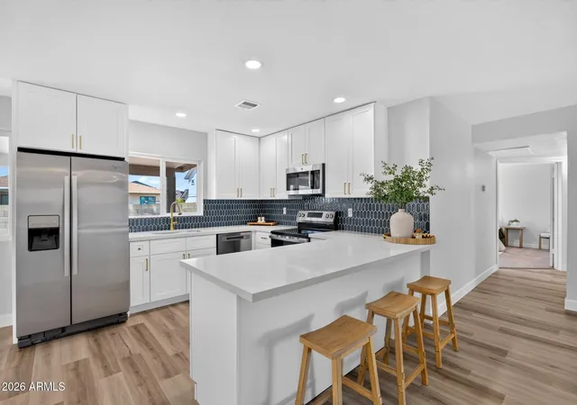 Photo 1 of Sale Pending at 1252 W Kilarea Ave, Mesa, AZ 85202 | MLS# 7058356 | Listing updated on 2026-08-28