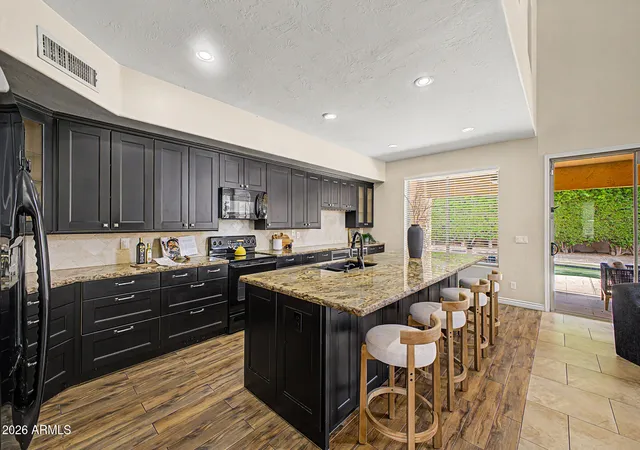 4th image of 6140 W Oraibi Dr, Glendale, AZ 85308 | MLS# 7055360