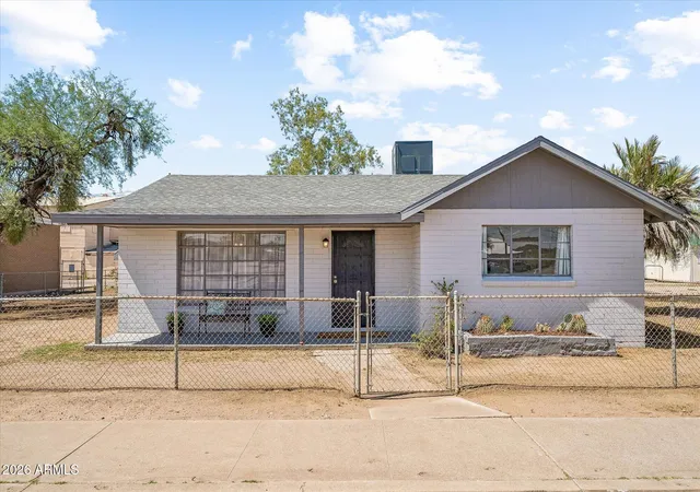 Photo 1 of Single family home for sale at 214 W Az 177 Hwy, Winkelman, AZ 85192 | MLS# 7054870 | Listing updated on 2026-08-27