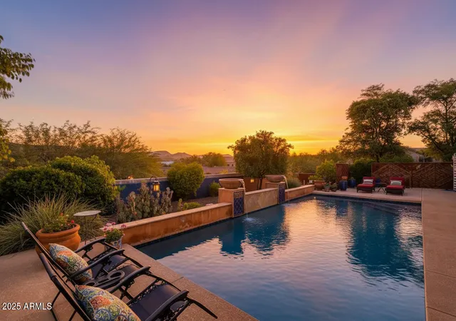 Photo 2 of Single family home for sale at 14 W Summerset Dr, Phoenix, AZ 85085 | MLS# 7055069 | Listing updated on 2026-09-21