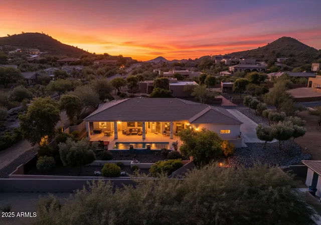 Photo 1 of Single family home for sale at 14 W Summerset Dr, Phoenix, AZ 85085 | MLS# 7055069 | Listing updated on 2026-09-21