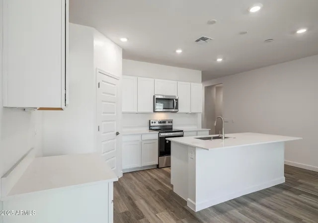 Photo 4 of Single family home for sale at 9963 N 176th Avenue, Waddell, AZ 85355 | MLS# 7055022 | Listing updated on 2026-09-20