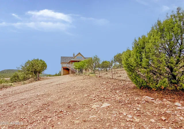 Photo 3 of Single family home for sale at 4605 W Flycatcher Ln, Chino Valley, AZ 86323 | MLS# 7065904 | Listing updated on 2026-09-14
