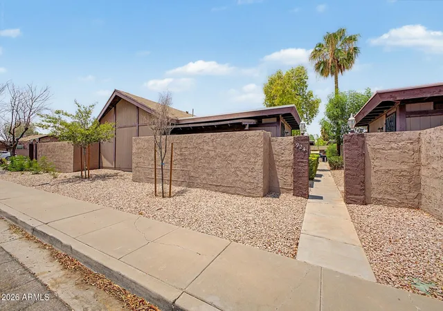 1st image of 924 S Hacienda Dr #A, Tempe, AZ 85281 | MLS# 7055555