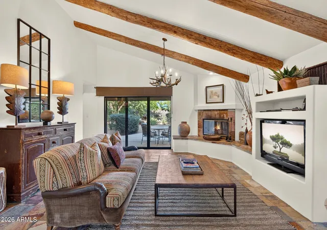Photo 2 of Townhouse for sale at 9220 E Whitethorn Cir, Scottsdale, AZ 85266 | MLS# 7055109 | Listing updated on 2026-09-17