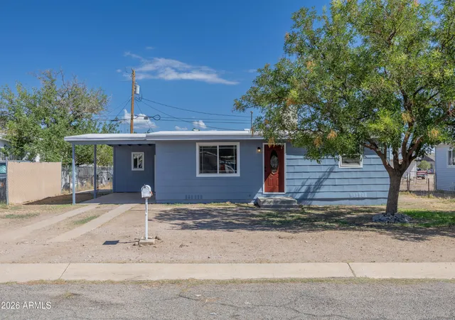 Photo 1 of Single family home for sale at 125 E Navajo St, Huachuca City, AZ 85616 | MLS# 7055220 | Listing updated on 2026-08-24