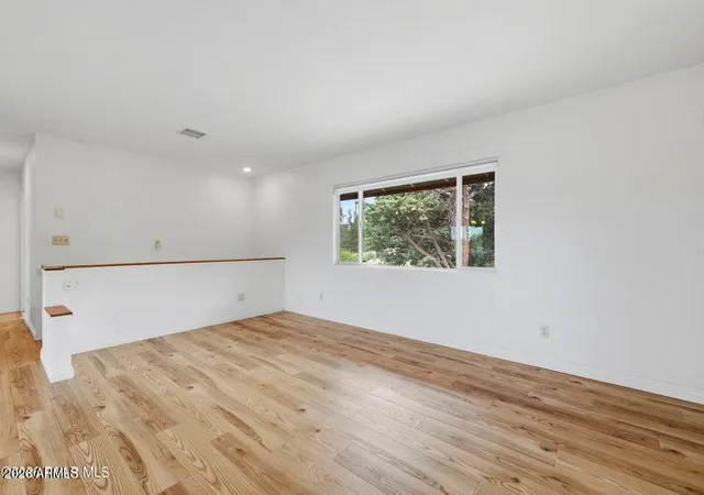 Photo 4 of Single family home for sale at 165 N Rocky Dells Dr, Prescott, AZ 86303 | MLS# 7055503 | Listing updated on 2026-09-19
