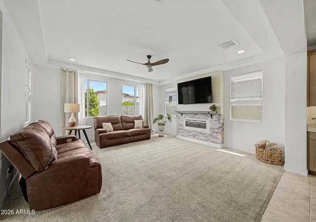 Photo 4 of Single family home for sale at 12862 W Ocotillo Rd, Glendale, AZ 85307 | MLS# 7057086 | Listing updated on 2026-09-08