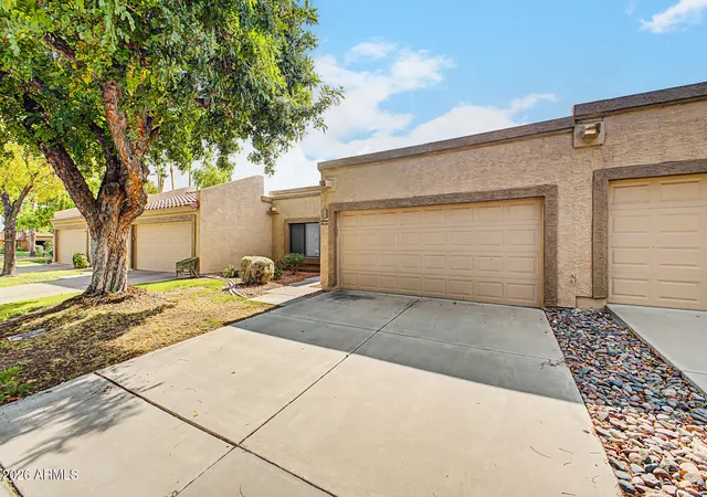 3rd image of 19606 N 97Th Ln, Peoria, AZ 85382 | MLS# 7056015
