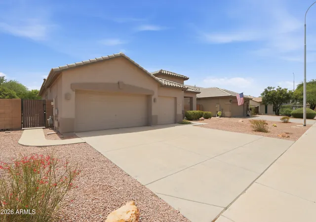 Photo 3 of Single family home for sale at 1677 E Hawken Pl, Chandler, AZ 85286 | MLS# 7055254 | Listing updated on 2026-09-16
