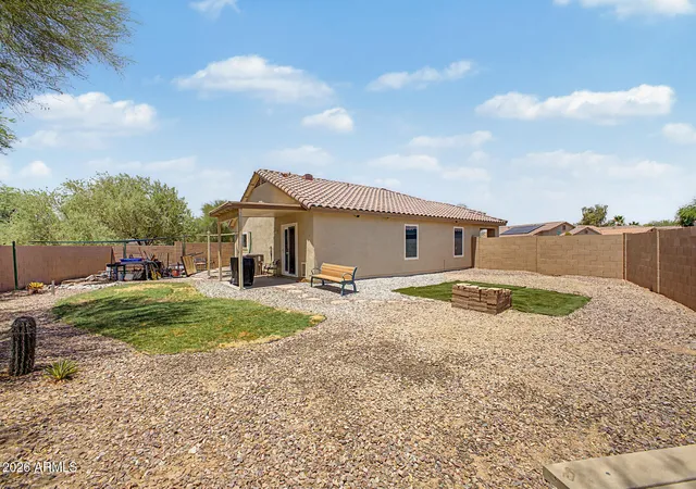 22nd image of 581 W Jardin Loop, Casa Grande, AZ 85122 | MLS# 7055259