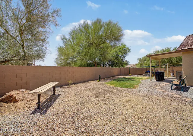 Photo 3 of Sale Pending at 581 W Jardin Loop, Casa Grande, AZ 85122 | MLS# 7055259 | Listing updated on 2026-09-29