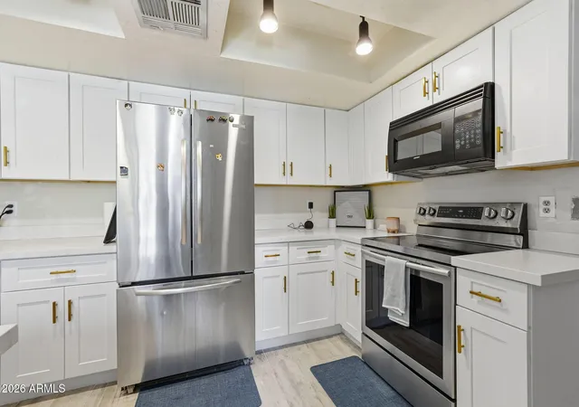 Photo 4 of Townhouse for sale at 4205 E Ludlow Dr, Phoenix, AZ 85032 | MLS# 7055265 | Listing updated on 2026-08-11