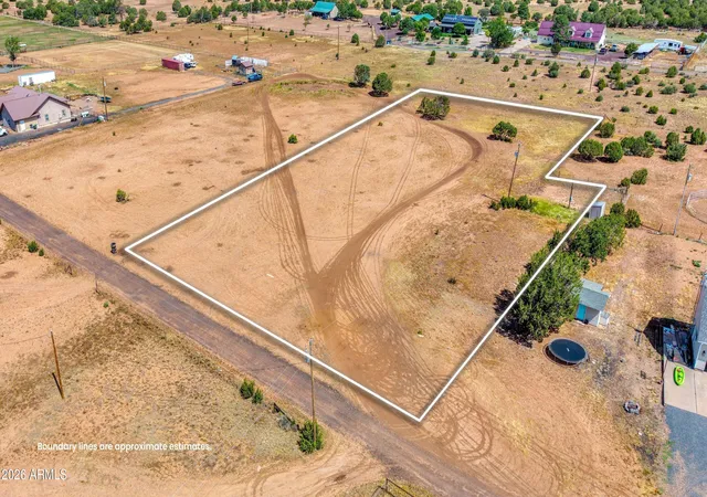 1st image of 6786 Plumb Ln, Show Low, AZ 85901 | MLS# 7055792