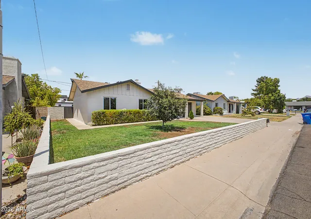 Photo 3 of Single family home for sale at 1818 W Morten Ave, Phoenix, AZ 85021 | MLS# 7055900 | Listing updated on 2026-09-03