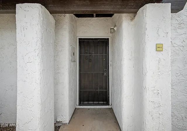 Listing Photo 4 - Condo for sale in building located at 2401 N 70Th St, Scottsdale, AZ 85257 - Unit #G