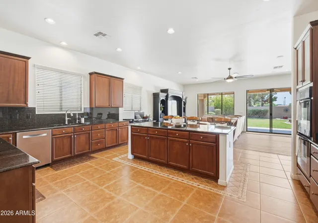 5th image of 4615 E Carriage Ct, Gilbert, AZ 85297 | MLS# 7058214
