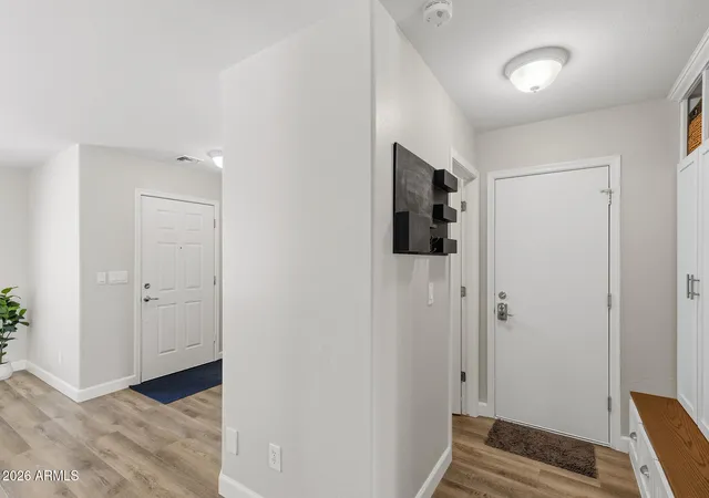 Photo 4 of Single family home for sale at 1948 W Black Hl Rd, Phoenix, AZ 85085 | MLS# 7055385 | Listing updated on 2026-10-08