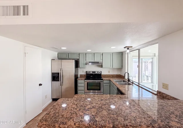 Photo 2 of Single family home for sale at 10501 W Loma Ln, Peoria, AZ 85345 | MLS# 7055469 | Listing updated on 2026-09-17