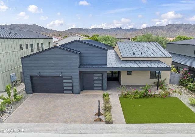 Photo 1 of Single family home for sale at 915 W Ardmore Rd #11, Phoenix, AZ 85041 | MLS# 7056116 | Listing updated on 2026-09-20