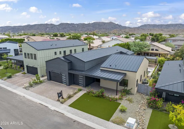 Photo 2 of Single family home for sale at 915 W Ardmore Rd #11, Phoenix, AZ 85041 | MLS# 7056116 | Listing updated on 2026-09-20