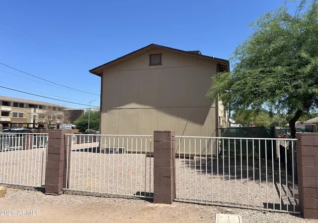 4th image of 3702 E Polk St, Phoenix, AZ 85008 | MLS# 7055439